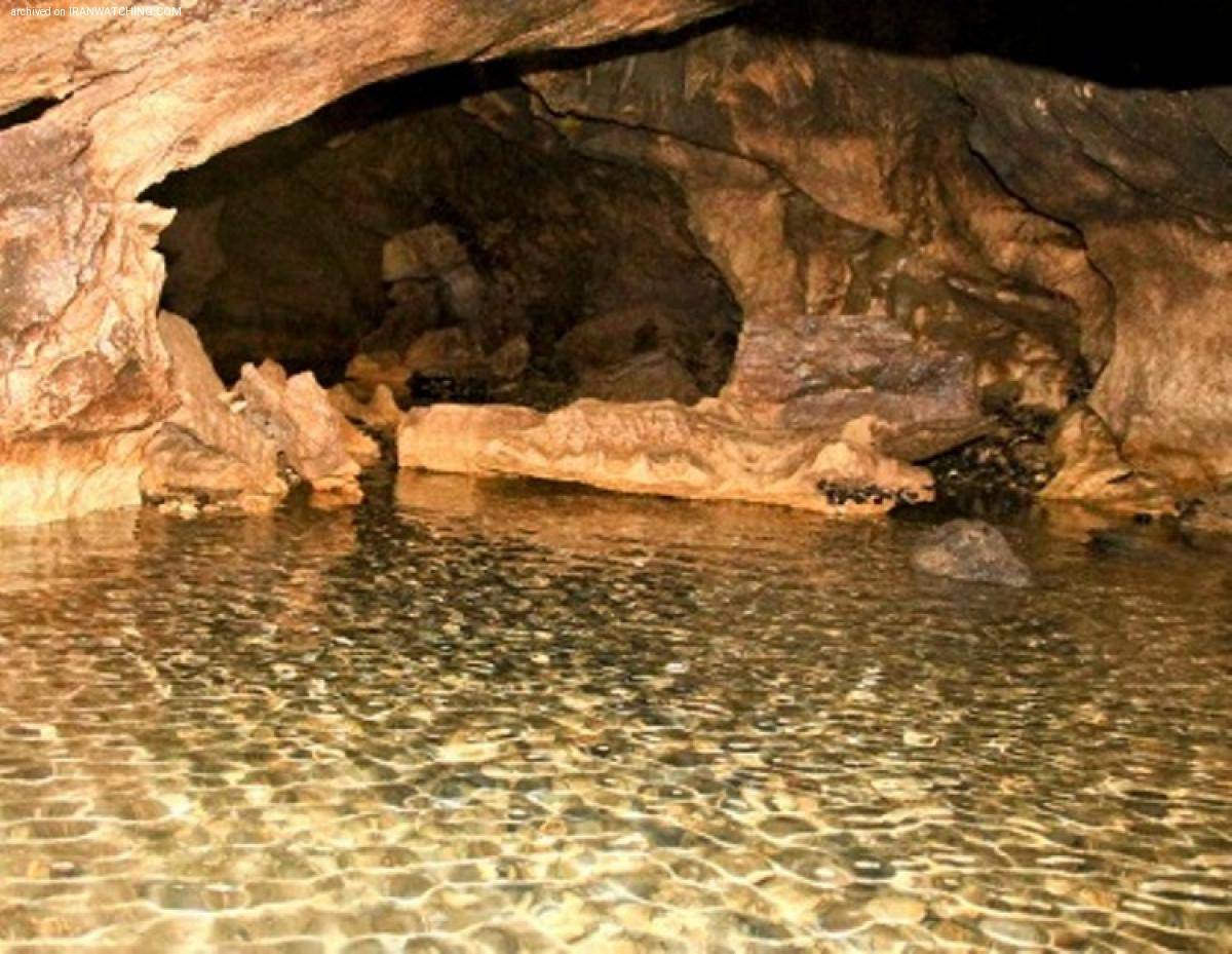 غار های عباس آباد