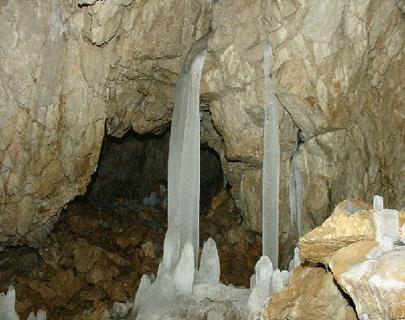 غار يخی انگول