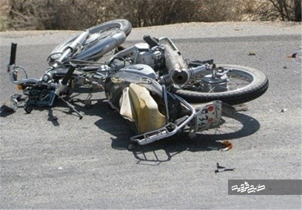 برخورد وانت نیسان با موتورسیکلت یک کشته برجای گذاشت