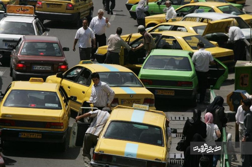 تلاش دست های پشت پرده برای غالب کردن خودروهای وارداتی به راننده های تاکسی