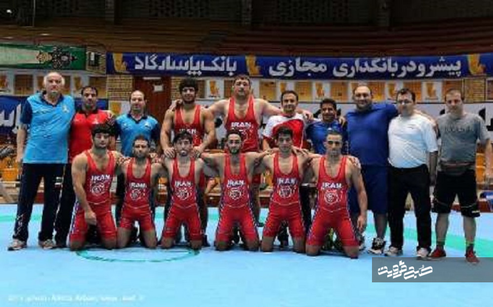تیم ملی کشتی آزاد ایران به کشور بازگشت