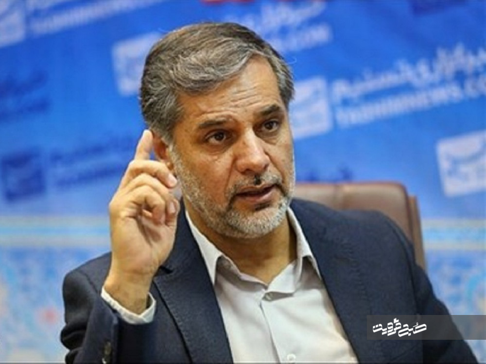 نقوی حسینی;با دولت استخر و سونا و جکوزی کار برای مملکت غیرممکن است