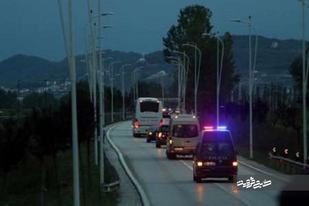 اتوبوس فوتبالیست های تیم ملی صربستان در آلبانی سنگ باران شد