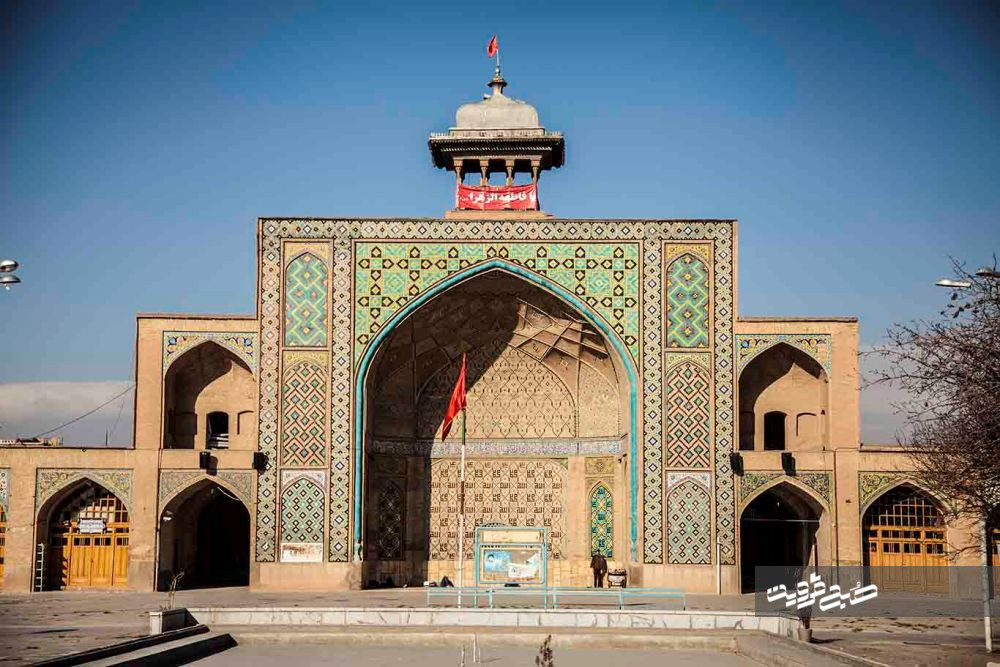 مسجد جامع عتیق؛ یکی از بزرگترین مساجد چهار ایوانی ایران 