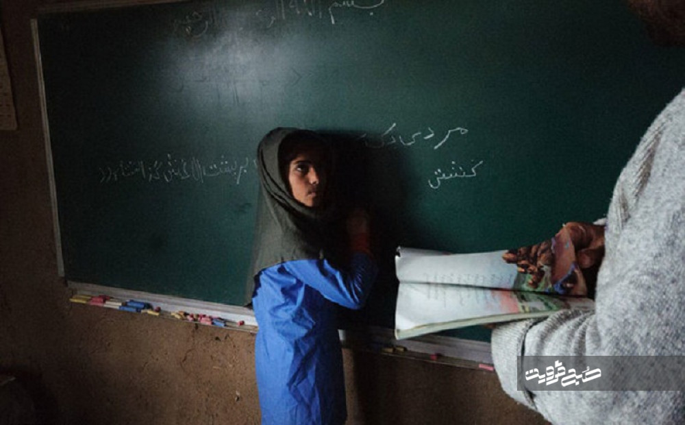 کودک ایرانی می‌آموزد تسلیم شونده و تنبل باشد