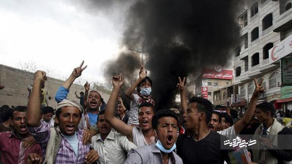 حملات ائتلاف متجاوز سعودی به مراسم عزاداری در صنعا/شمار قربانیان به ۷۰۰ کشته و زخمی رسید+ تصاویر
