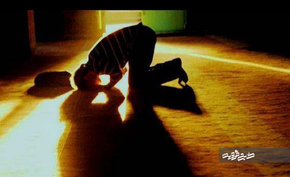 تاثیر شگرف نماز در آرامش با دمیدن روح توکل و اخلاص در نمازگزار 