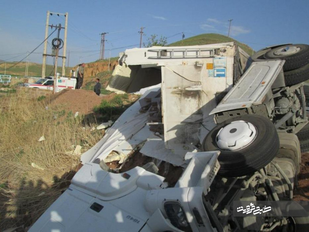 سرعت زیاد، راننده ترکیه‌ای را در قزوین به کام مرگ کشاند