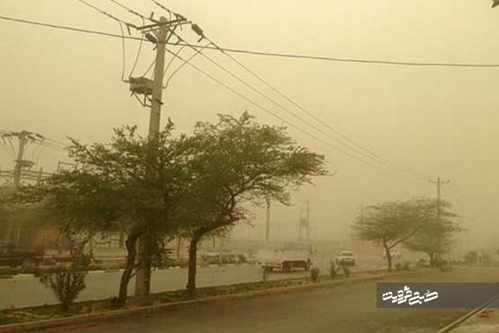 وزش بادهای شدید و گردوخاک در قزوین/ سیزده بدر هوا ابری است