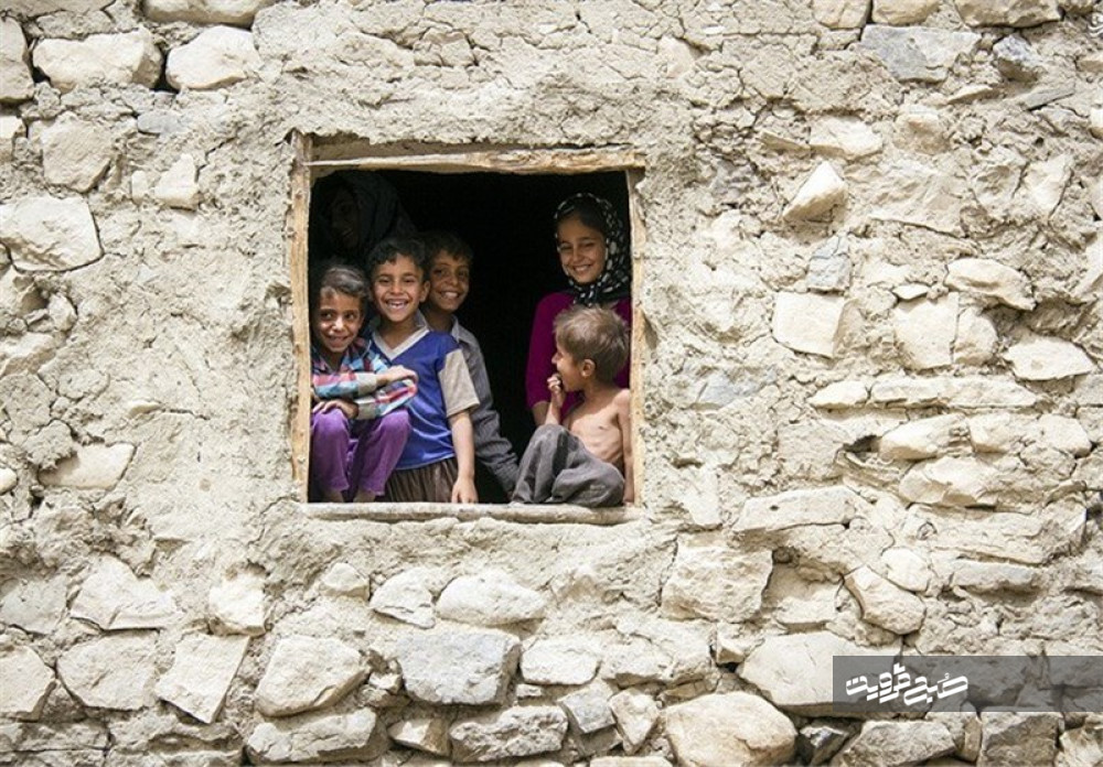 اجرای طرح فقر زدایی محلات با رویکرد اجتماع محور در قزوین 