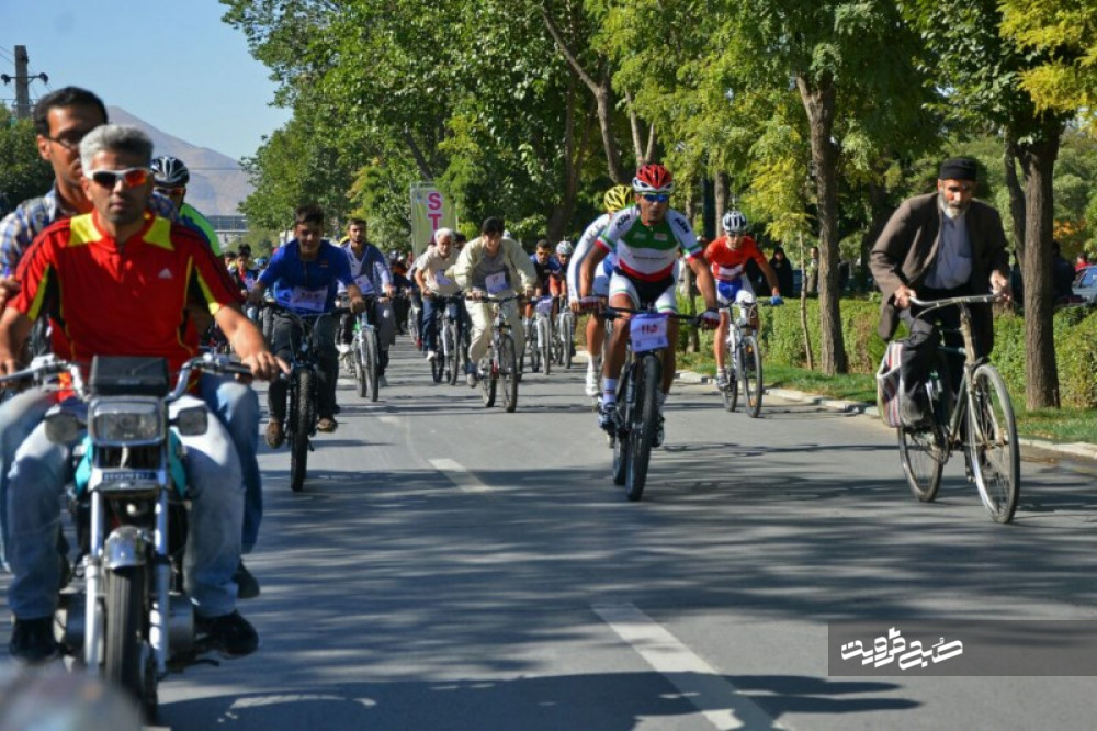 مسابقه دوچرخه‌سواری در قزوین برگزار می‌شود 