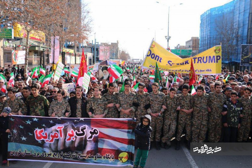  راهپیمایی باشکوه ۲۲بهمن در استان قزوین آغاز شد 