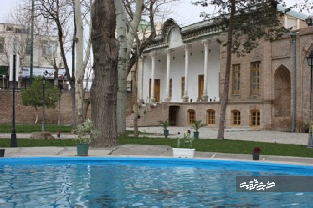 اجرای نمایش پرده خوانی در دولتخانه صفوی قزوین 