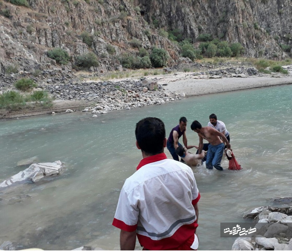 استقرار تیم پیشگیری از غرق‌شدگی در سد زیاران/ آب منطقه‌ای برای بازسازی  فنس‌کشی‌ها اقدام کند