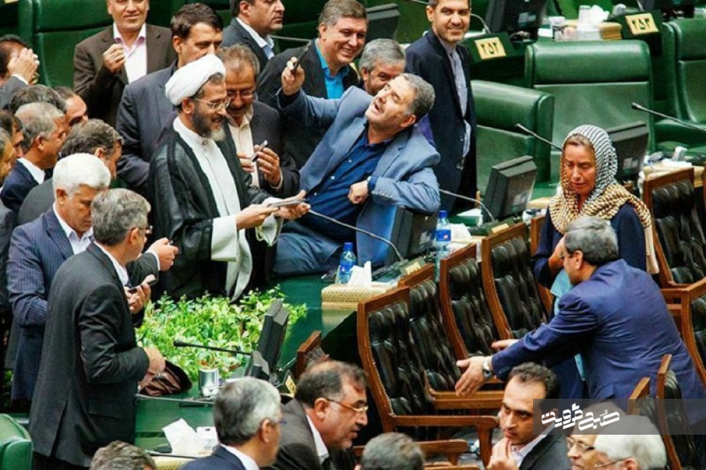 حضور یک اروپایی در ایران مگر چه حُسنی دارد؟/ حرکت نماینده مجلس حقارت‌آمیز و بسیار زشت بود