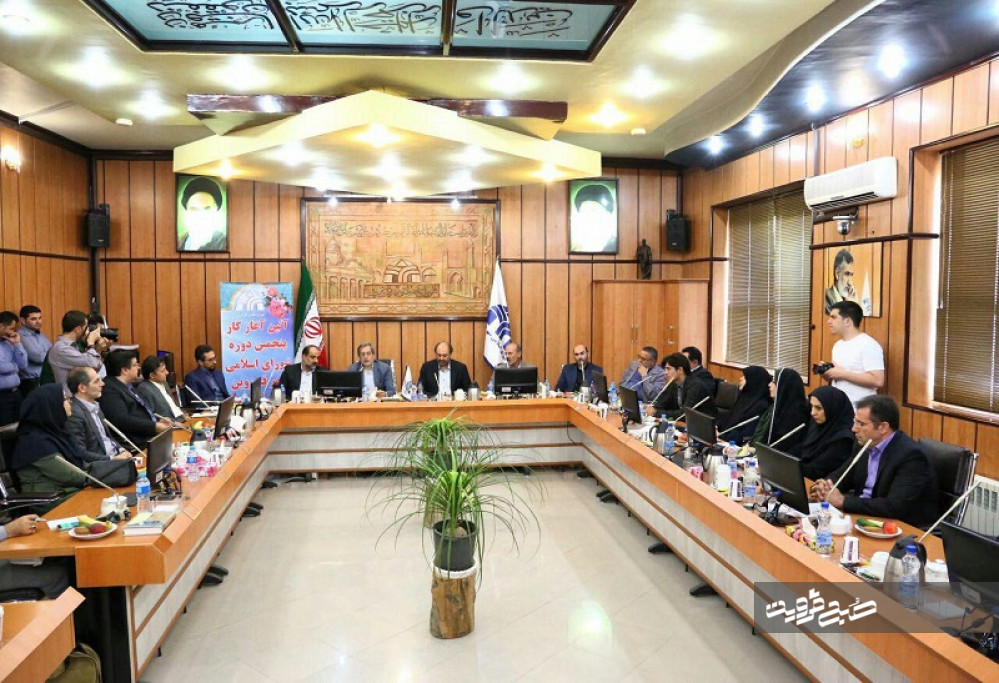 اعضای هیئت رئیسه شورای شهر و سرپرست شهرداری قزوین مشخص شدند