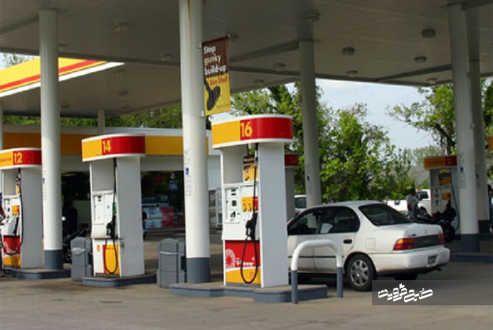 وزارت نفت حقوق جایگاهداران سوخت را پرداخت نکرده است/ برخی جایگاه‌ها در آستانه تعطیلی قرار دارند 