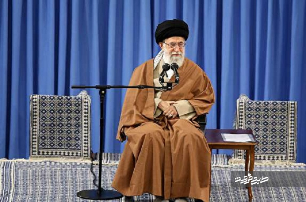 حاشیه‌نگاری از دیدار صمیمی دانشجویان با امام خامنه‌ای؛ ۳ ساعت بدون لکنت با رهبری