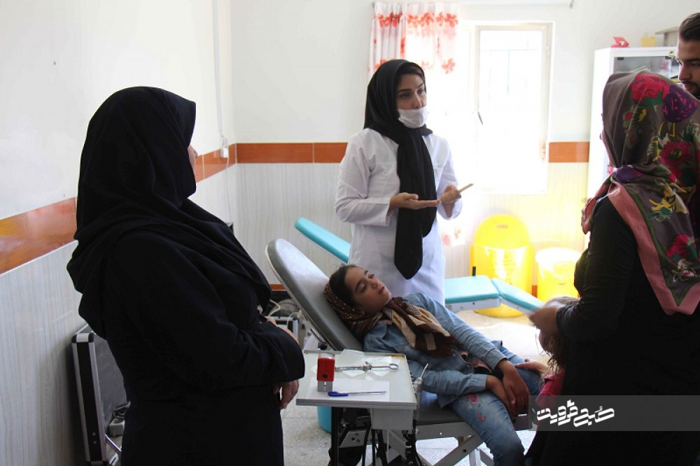پزشکان متخصص، درمانگر دردهای مناطق محروم شدند/ روستاهای قزوین؛ میزبان ۸گروه جهادی