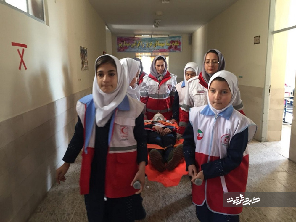 زلزله، مدارس استان قزوین را لرزاند+تصاویر