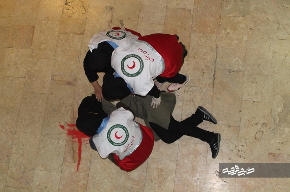 مانور زلزله در خوابگاه‌ دانشجویی قزوین برگزار شد 