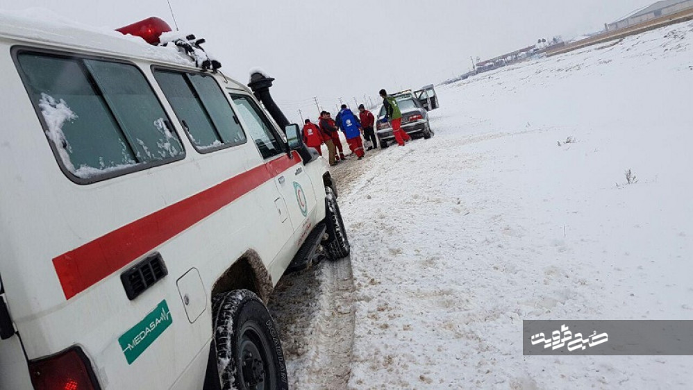 امدادرسانی به ۱۵۸نفر گرفتار شده در برف و کولاک