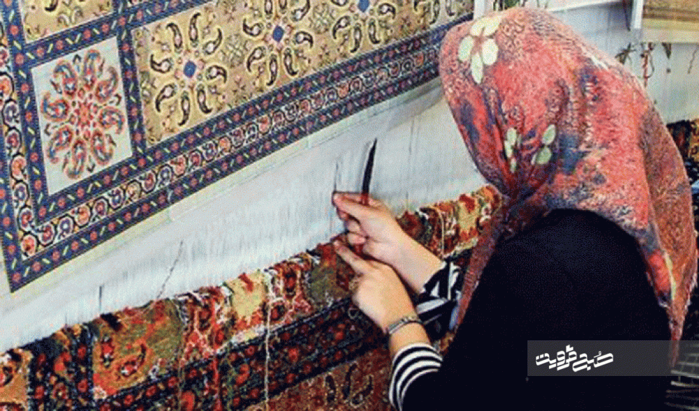 تولیدات خود را برای دیده‌شدن به نمایشگاه‌های تهران می‌بریم/ نبود حمایت مسئولان عامل فراموشی طرح‎‌های قالی قزوین
