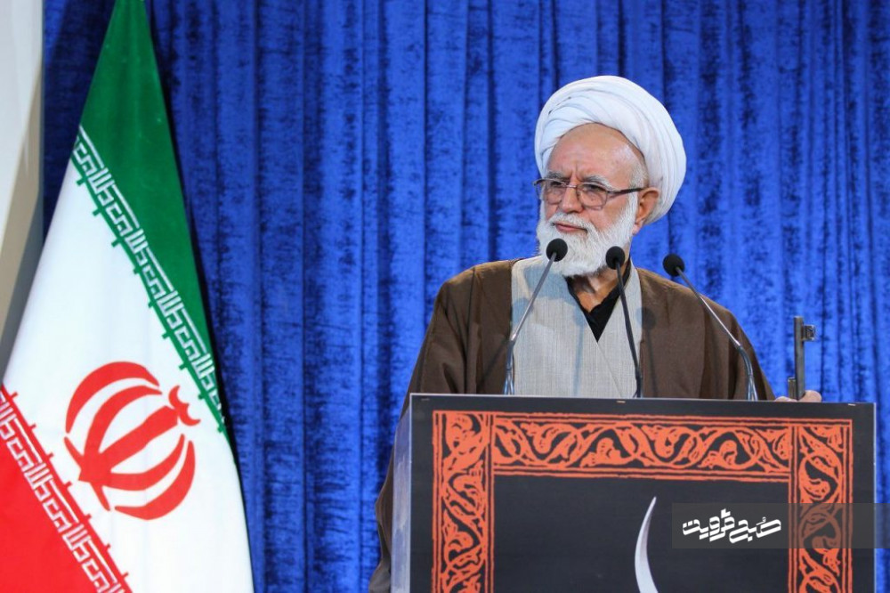 حذف نام شهید در برخی معابر تهران یک توطئه آشکار است/ امریکا درحال گدایی‌کردن برای مذاکره با ایران است
