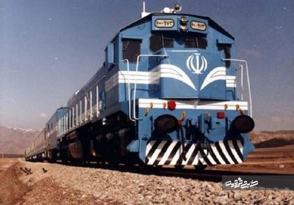 برخورد قطار با عابر پیاده در قزوین