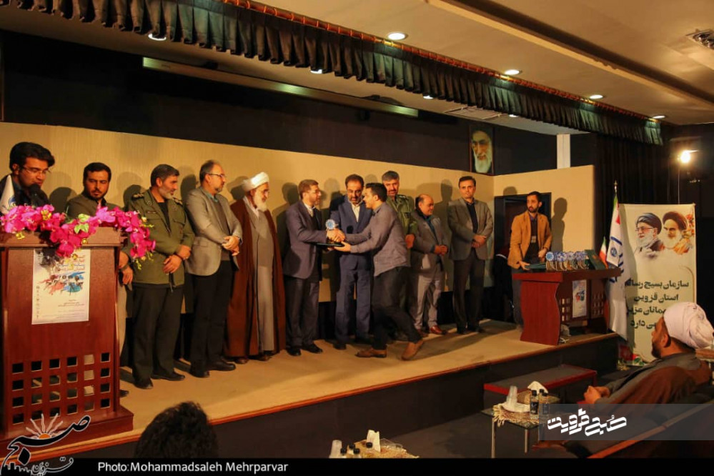 خبرنگاران صبح قزوین حائز رتبه‌های برتر در جشنواره ابوذر شدند