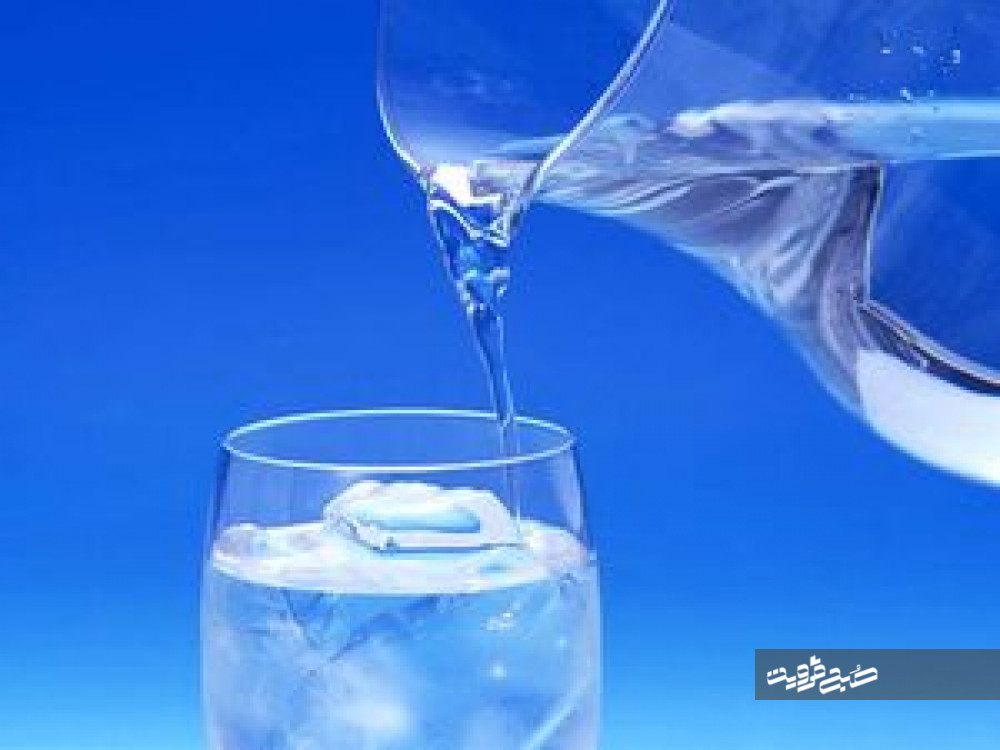 خواص اعجاب انگیز نوشیدن آب برای کاهش وزن