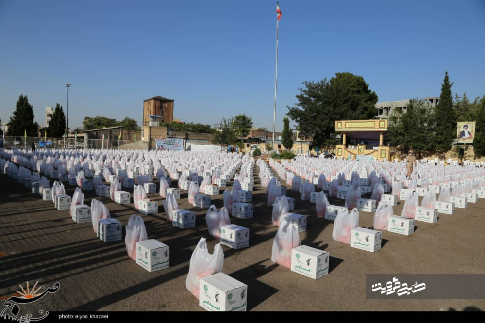 ۲۰ هزار بسته معیشتی در مرحله دوم "کمک مومنانه" توزیع می‌شود/ تهیه ۱۵هزار اطعام علوی در قزوین