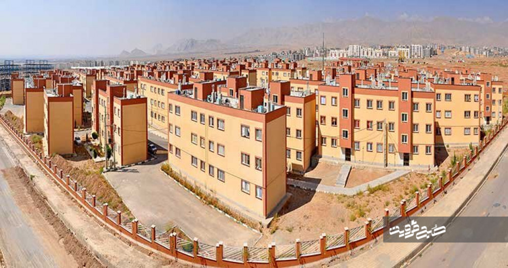 کلنگ‌زنی احداث ۱۲۰۰ واحد مسکونی در شهرک مهرگان
