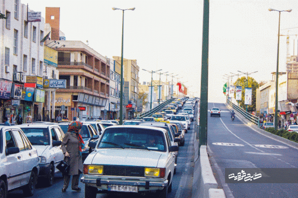 گره کور ترافیک در شریان‌های شهر قزوین/ شهری کوچک با معضلات بزرگ!