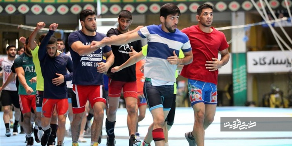 تصویر جالب از ستاره‌های تیم ملی با لباس عربی