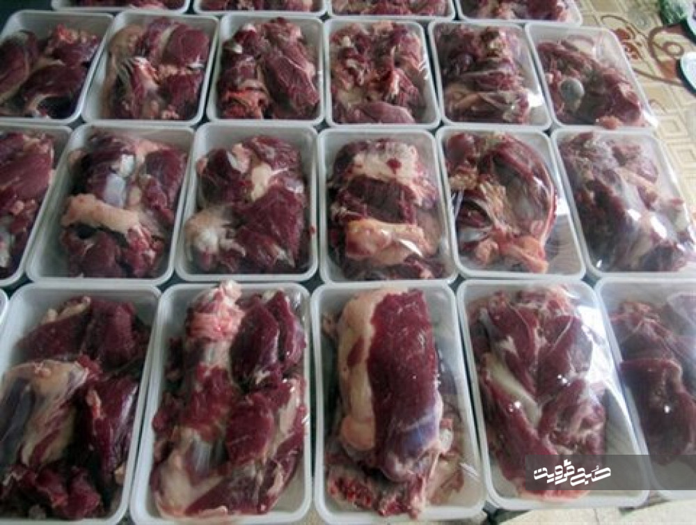 بیش از یک هزار بسته گوشت قرمز در بین نیازمندان استان توزیع می‌شود