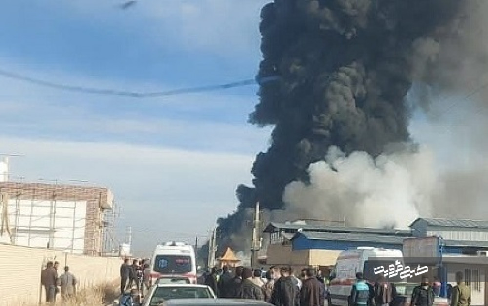 انفجار و آتش سوزی در شهرک صنعتی اشتهارد +تصاویر