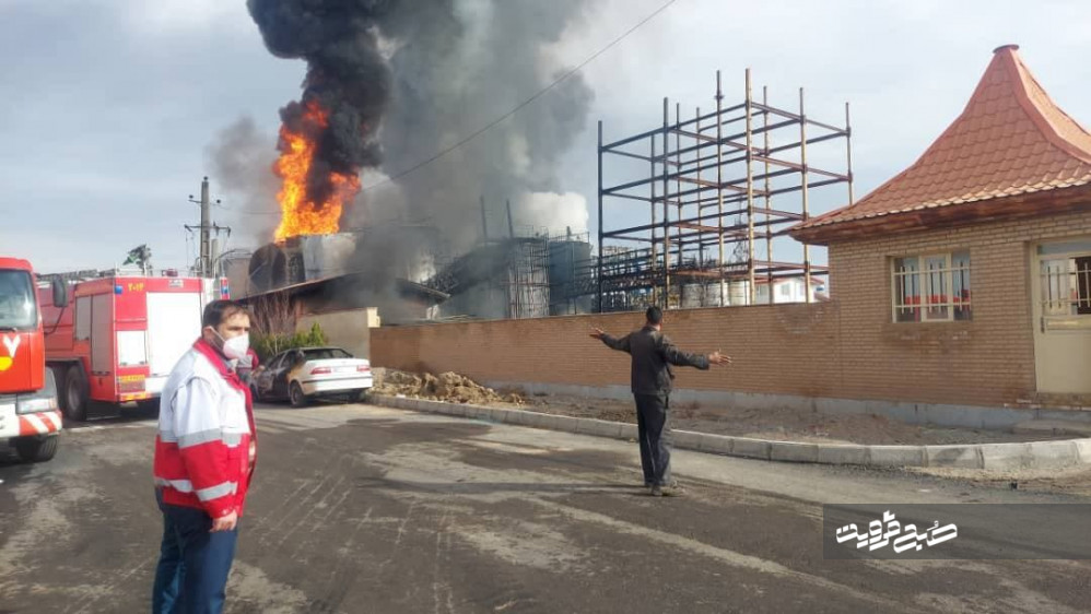 ۷مفقود و مصدوم در آتش سوزی شهرک چرم‌سازی بوئین زهرا