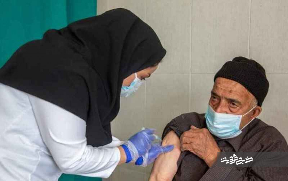 تزریق نوبت چهارم واکسن کرونا در قزوین آغاز شد