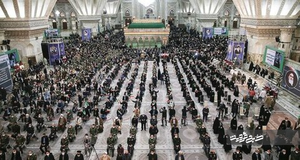 عکس/ روحانی و لاریجانی در مراسم ارتحال امام