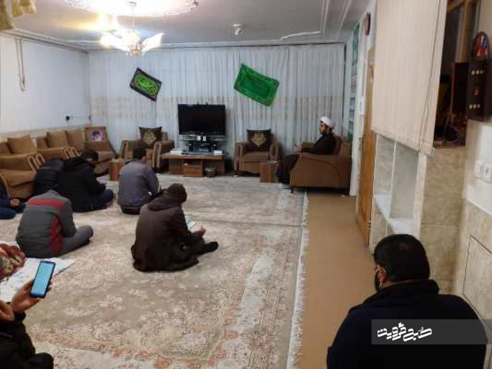 اعزام رایگان مداح و سخنران برای برگزاری محافل عزای حسینی در منازل شهروندان قزوینی