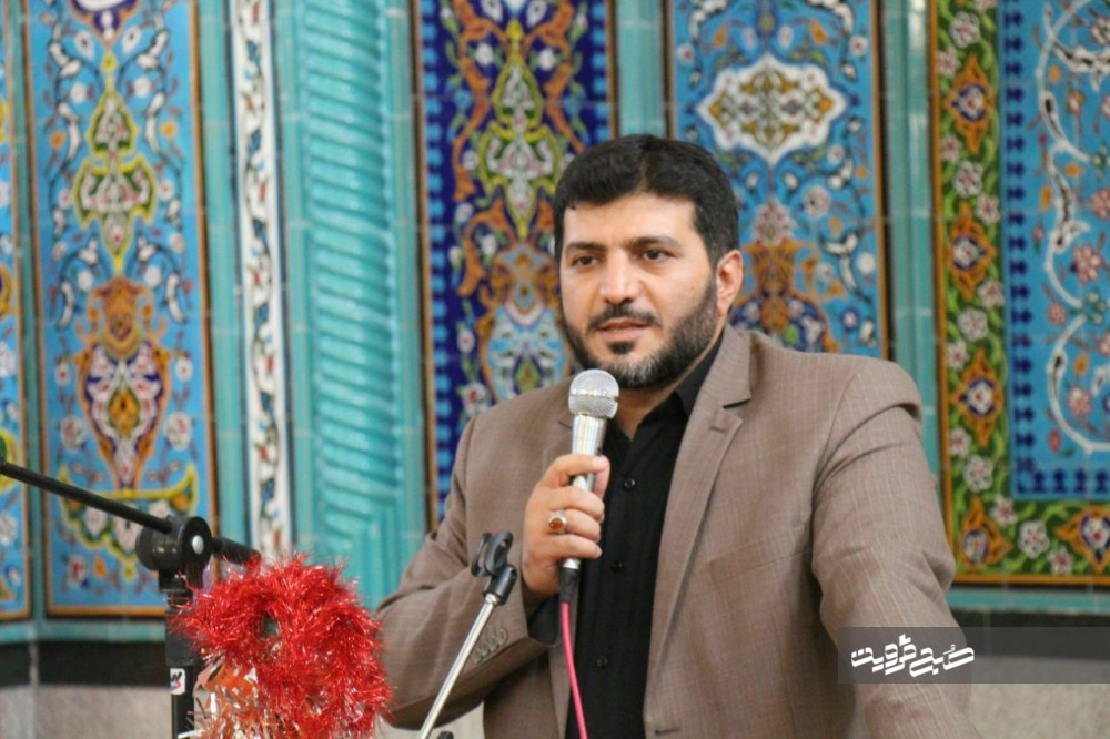اجرای بیش از ۱۰۰برنامه گرامیداشت هفته دفاع مقدس در دانشگاه‌های استان