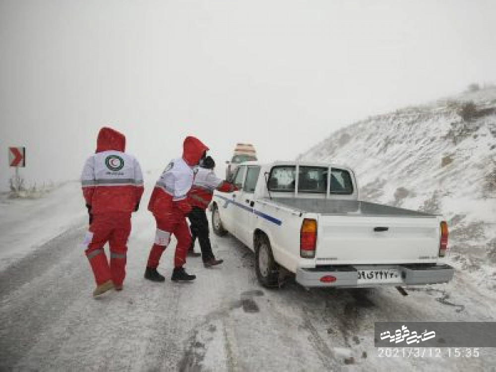 امدادرسانی به ۴۳۶ نفر گرفتار شده در برف و کولاک قزوین