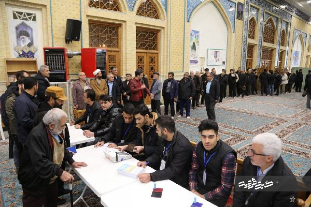 صف‌های طویل اخذ رای در استان قزوین