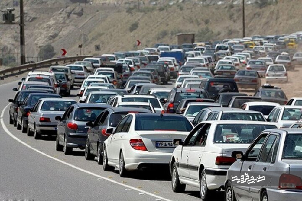 ترافیک سنگین و پرحجم در محورهای مواصلاتی استان